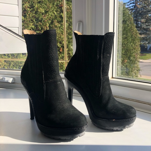 BCBG booties - Picture 1 of 6